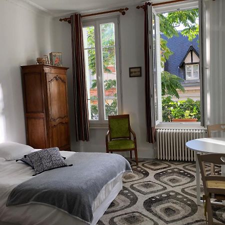 Villa Camelia Quartier Thermal Grand Studio Au Calme Виши Экстерьер фото