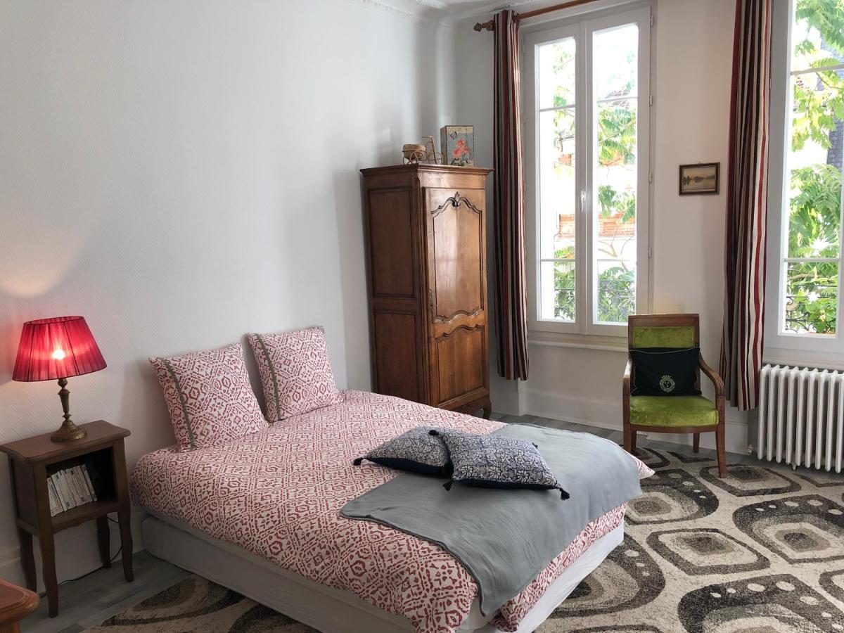 Villa Camelia Quartier Thermal Grand Studio Au Calme Виши Экстерьер фото